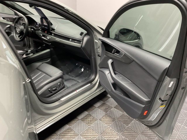 Used 2023 Audi A4 2.0T Premium w/ Convenience Package AWD/4WD image 22
