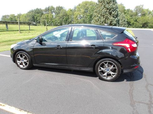 Used 2014 Ford Focus SE FWD image 10