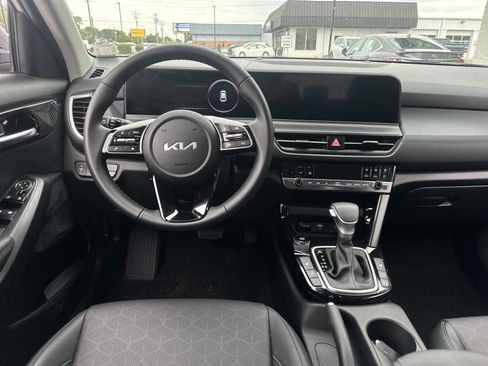 Used 2026 Kia Seltos EX w/ EX Sunroof Package FWD image 9