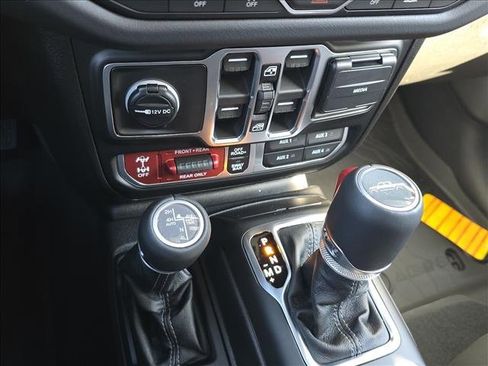 New 2026 Jeep Gladiator Rubicon image 13