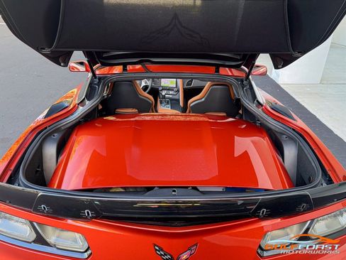 Used 2015 Chevrolet Corvette Z06 w/ 3LZ Preferred Equipment Group image 45