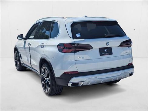 New 2026 BMW X5 sDrive40i w/ Premium Package image 8