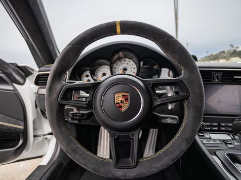 Used 2019 Porsche 911 GT3 RS image 20