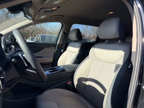 Used 2023 Hyundai Santa Fe SE image 8