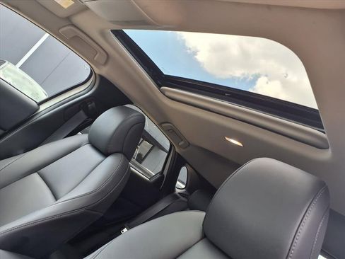 Certified 2025 MAZDA CX-30 AWD 2.5 S w/ Preferred Package image 8