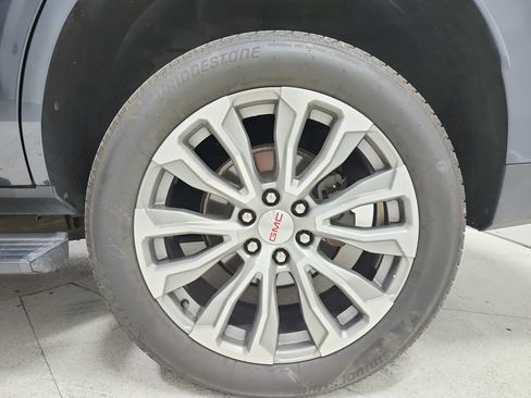 Used 2021 GMC Yukon Denali w/ Denali Premium Package AWD/4WD image 36
