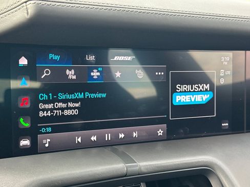 Used 2022 Porsche Taycan image 17