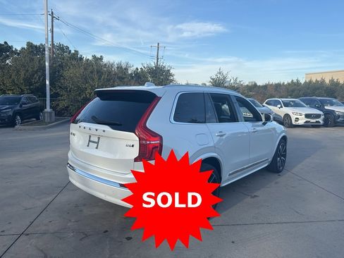Certified 2023 Volvo XC90 B6 Plus image 5