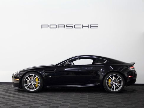 Used 2014 Aston Martin V8 Vantage Coupe image 2