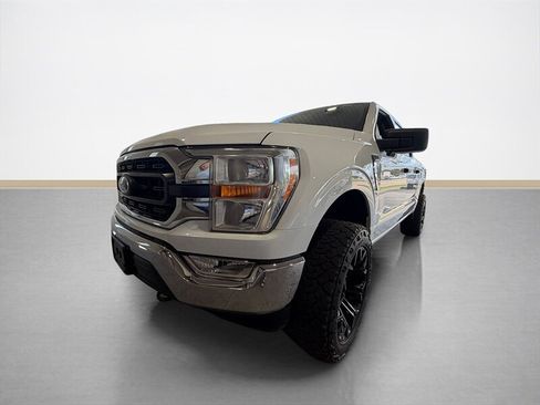 Used 2022 Ford F150 XLT w/ Equipment Group 301A Mid AWD/4WD image 8