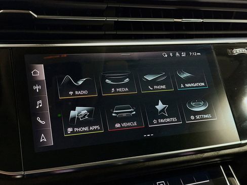 Used 2023 Audi Q8 Premium Plus AWD/4WD image 16