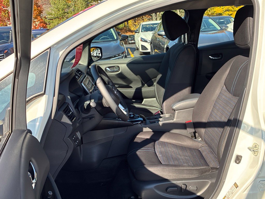 Certified 2023 Nissan Leaf SV Plus FWD image 15