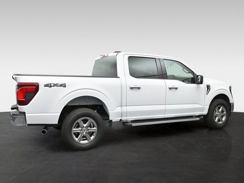 Used 2024 Ford F150 XLT AWD/4WD image 8