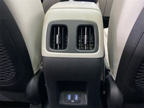 Used 2022 Hyundai Tucson Limited image 23