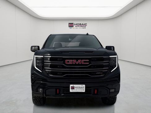 Used 2025 GMC Sierra 1500 AT4 w/ AT4 Premium Package image 2