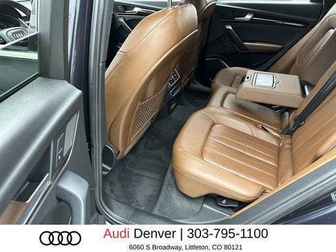 Used 2019 Audi Q5 2.0T Premium w/ Convenience Package AWD/4WD image 21
