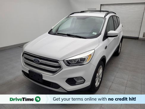 Used 2017 Ford Escape SE w/ Equipment Group 201A FWD image 1