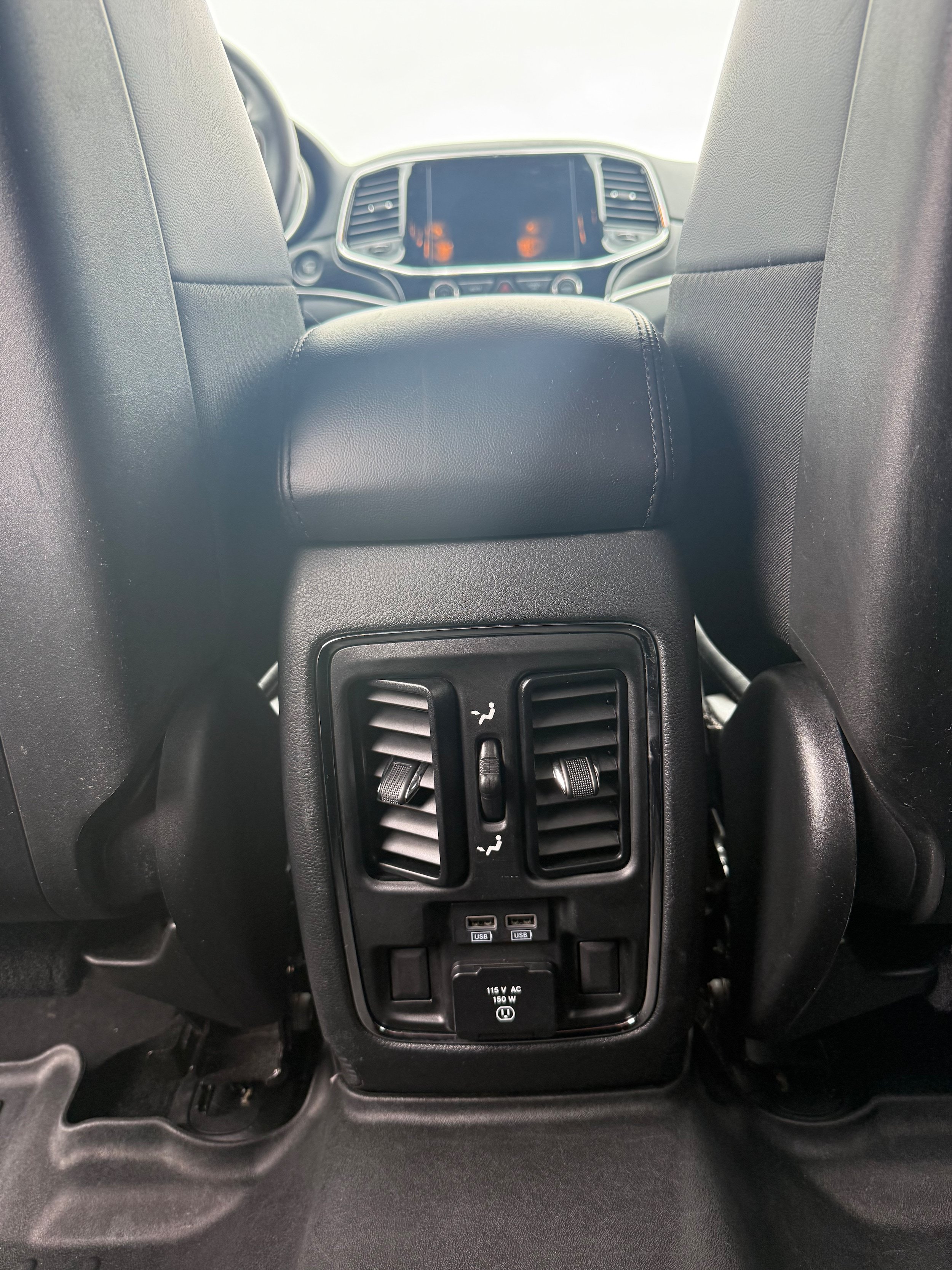 Used 2019 Jeep Grand Cherokee Limited AWD/4WD image 22