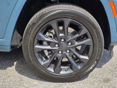 New 2026 Jeep Grand Cherokee L Limited AWD/4WD image 13