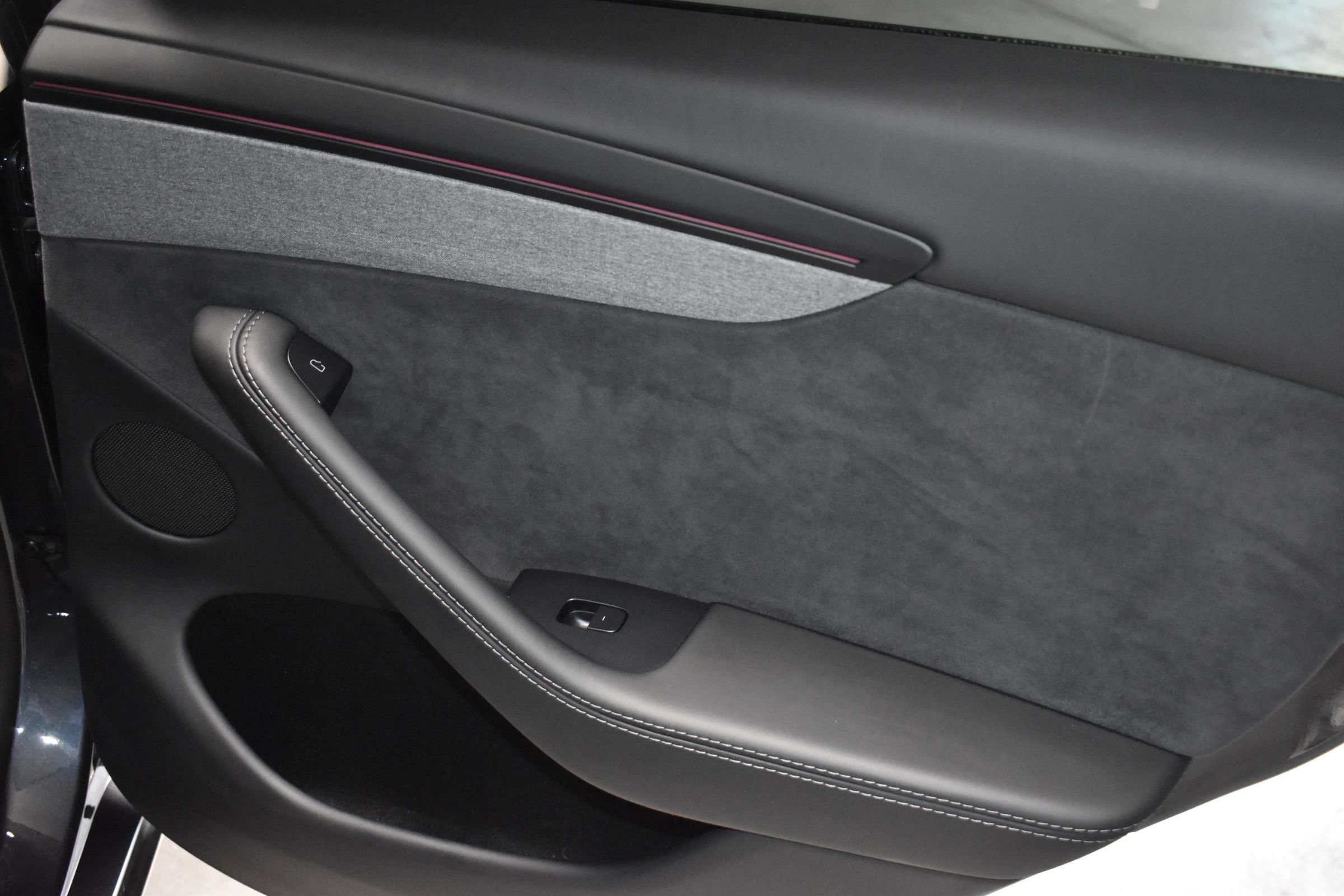 Used 2026 Tesla Model Y 2WD image 21