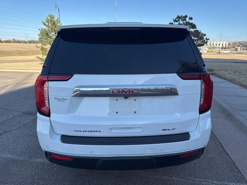 Used 2021 GMC Yukon SLT w/ SLT Premium Package image 6