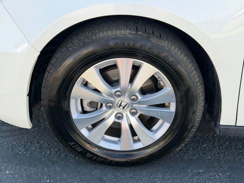 Used 2015 Honda Odyssey EX image 6