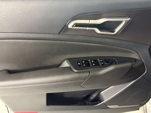 New 2026 Kia Sportage EX image 19