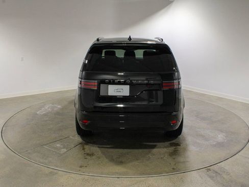 New 2026 Land Rover Discovery Dynamic SE image 4