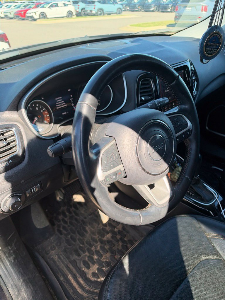 Used 2021 Jeep Compass Limited w/ Elite Interior Group AWD/4WD image 6