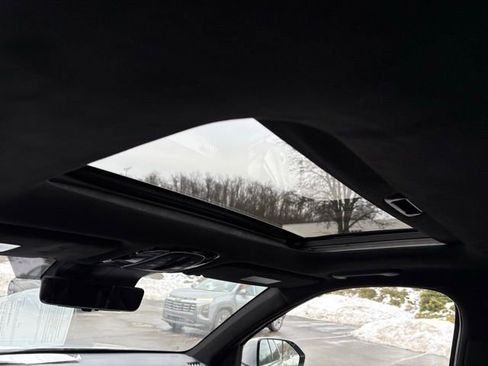 Used 2025 Hyundai Palisade Calligraphy image 10