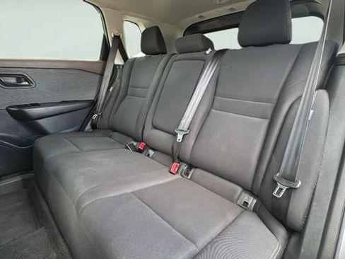 Used 2023 Nissan Rogue S AWD/4WD image 27