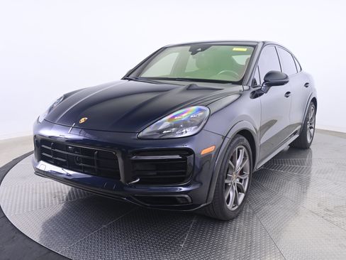 Certified 2023 Porsche Cayenne GTS AWD/4WD image 1