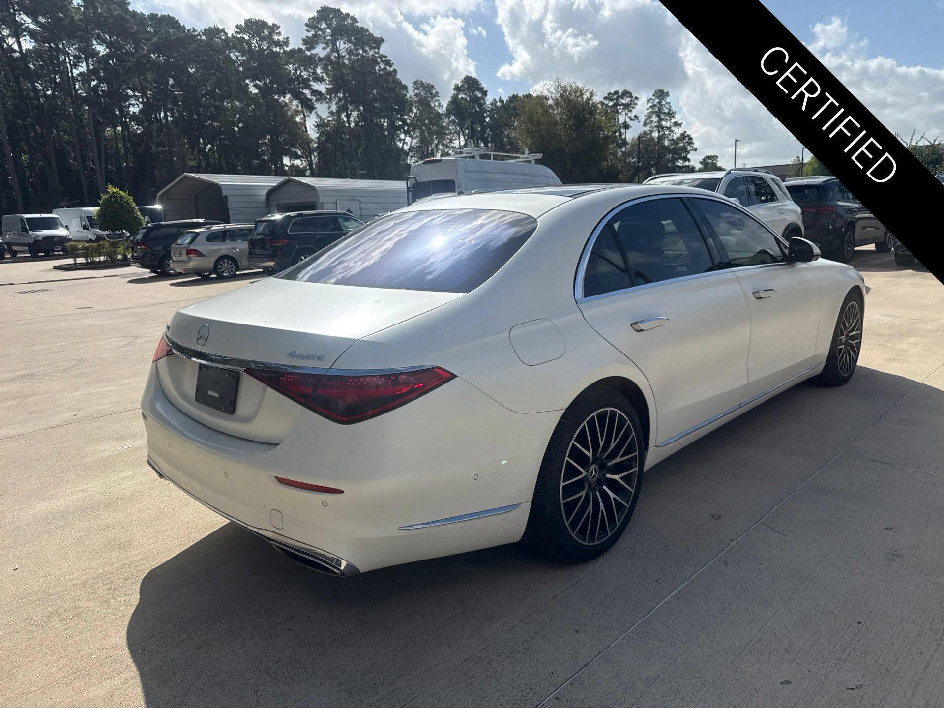 Used 2022 Mercedes-Benz S 580 4MATIC Sedan image 4