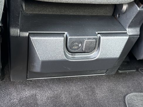 Used 2023 Ford F150 XLT RWD image 11
