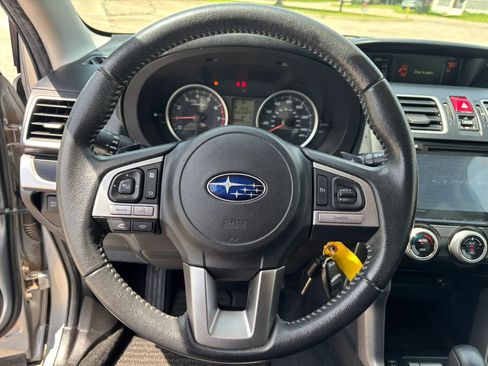 Used 2018 Subaru Forester 2.5i Premium AWD/4WD image 11