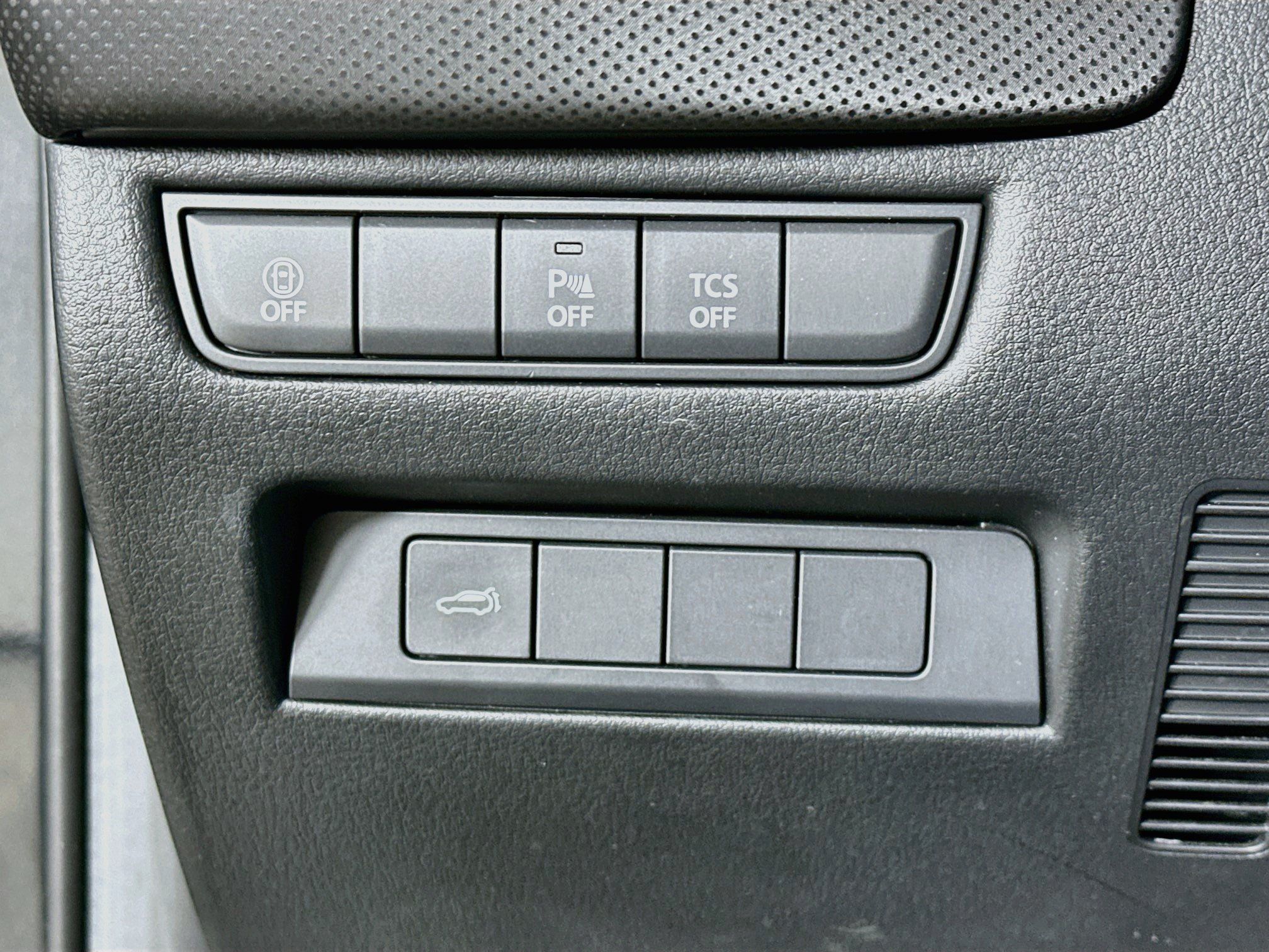 Used 2026 MAZDA CX-50 AWD 2.5 S w/ Preferred Pkg image 17