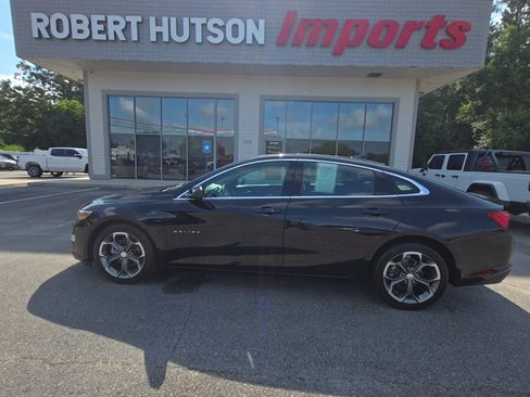 Used 2024 Chevrolet Malibu LT FWD image 1