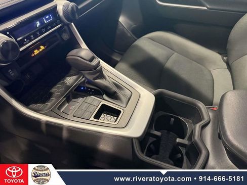 Certified 2023 Toyota RAV4 LE AWD/4WD image 23