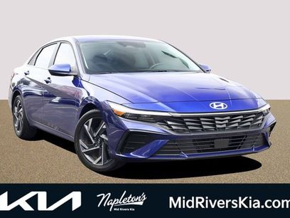 Used 2025 Hyundai Elantra SEL
