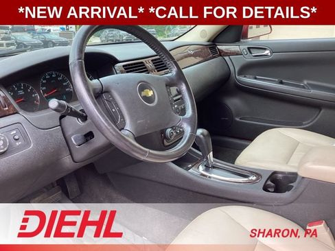 Used 2012 Chevrolet Impala LTZ FWD image 10
