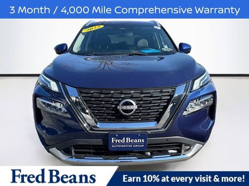 Used 2023 Nissan Rogue Platinum image 2