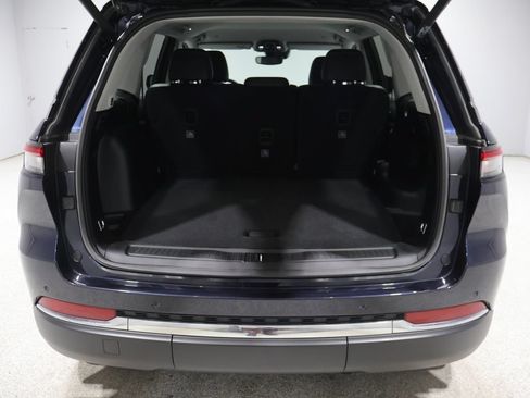 Certified 2023 Jeep Grand Cherokee Limited w/ Trailer Tow Prep Group (B) AWD/4WD image 20