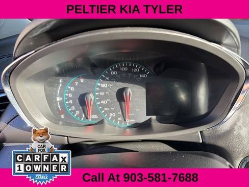 Used 2022 Chevrolet Trax LT w/ LT Convenience Package image 17