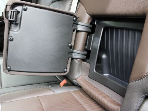 Used 2024 GMC Sierra 2500 Denali w/ Technology Package image 76