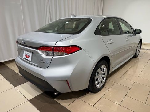 Certified 2023 Toyota Corolla LE image 5