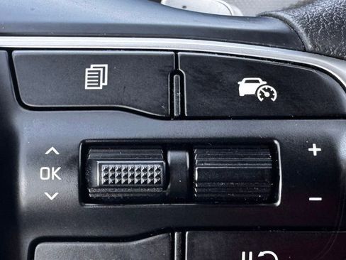 Used 2023 Kia Sportage LX image 8