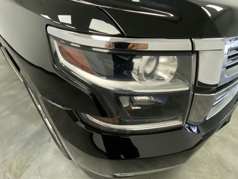 Used 2018 Chevrolet Tahoe Premier AWD/4WD image 10