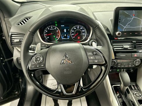 Used 2023 Mitsubishi Eclipse Cross SEL image 4