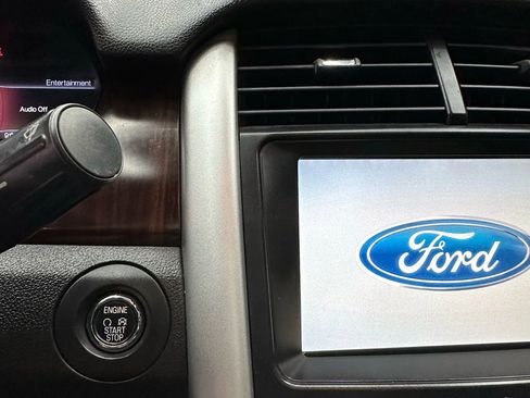 Used 2013 Ford Edge Limited image 21