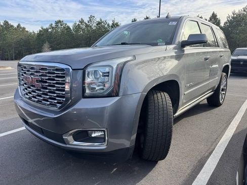 Used 2020 GMC Yukon Denali w/ Open Road Package image 2